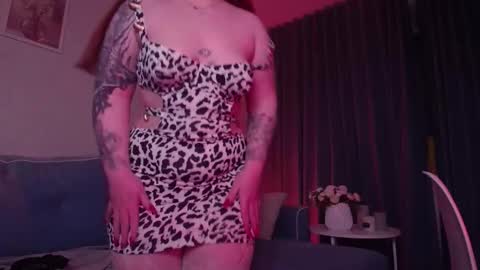 Emmi online show from September 28, 5:29 pm
