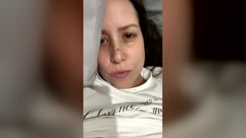 emiweb online show from December 5, 4:36 pm