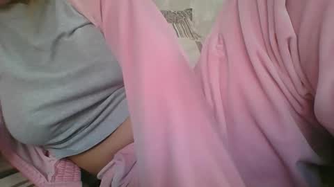 emma_991 online show from October 10, 9:08 am