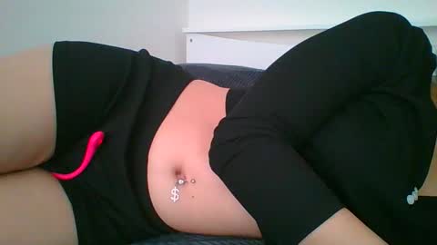 emma_991 online show from December 18, 8:53 am