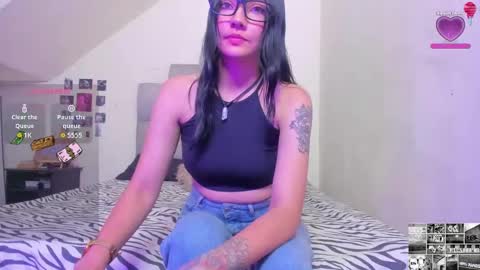 emma  online show from September 30, 7:41 pm