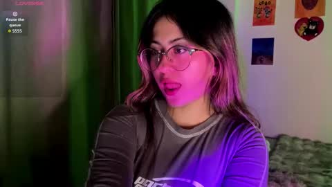 Emma Is here online show from September 8, 11:26 pm