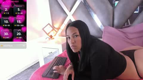 Snapshot of emma__js_ chatting on February 27, 8:42 pm emma__js_ online show from February 27, 8:42 pm