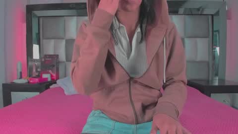 Snapshot of emma__js_ chatting on September 30, 11:26 am emma__js_ online show from September 30, 11:26 am