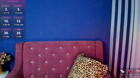 Snapshot of emma__rosss chatting on December 5, 2:20 am emma__rosss online show from December 5, 2:20 am