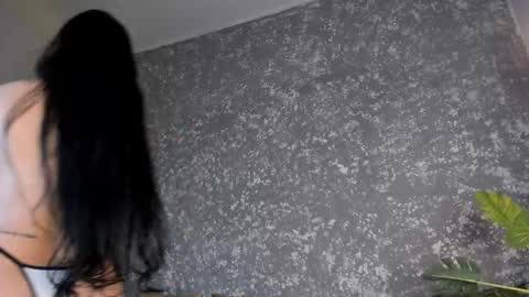 Emma online show from March 19, 7:18 pm