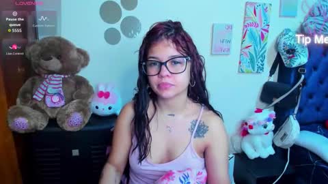 emma_boo_ online show from February 4, 3:18 pm