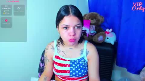 emma_boo_ online show from July 13, 5:49 pm
