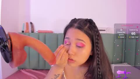 emma online show from October 11, 4:12 am