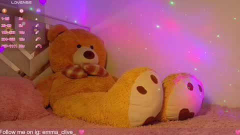  Emma  online show from October 28, 2:26 am