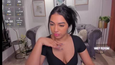 Snapshot of emma_connor1 chatting on February 16, 8:54 am Emma online show from February 16, 8:54 am