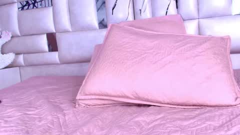 Emma online show from October 23, 3:06 am