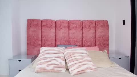 Emma online show from December 16, 3:11 am