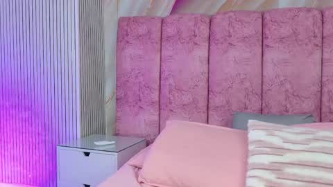 Emma online show from April 29, 3:10 am