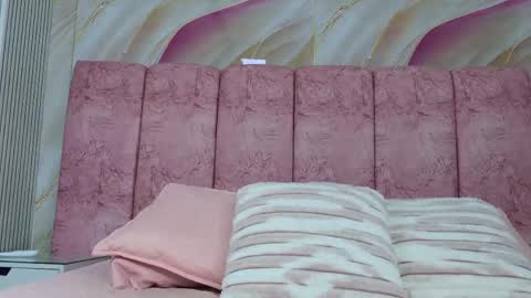 Emma online show from May 7, 3:01 am