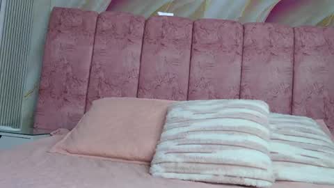 Emma online show from May 13, 3:04 am