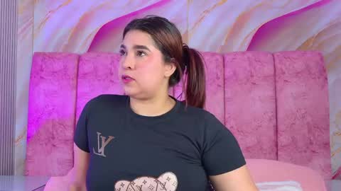 Emma online show from May 23, 3:34 am