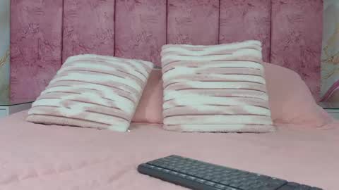 Emma online show from May 26, 3:02 am