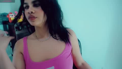 emma online show from November 13, 11:25 pm