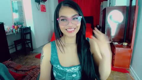 emma online show from April 16, 6:52 pm