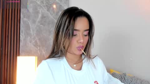 Emma online show from October 25, 3:58 am