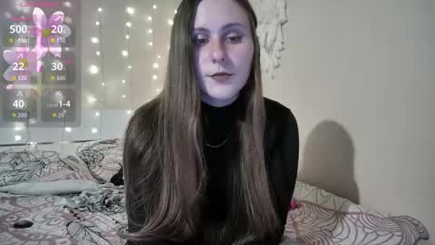 emma_just online show from October 7, 4:37 pm