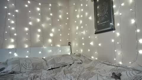 Snapshot of emma_just chatting on March 30, 9:10 am emma_just online show from March 30, 9:10 am