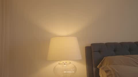 emma_lu1 online show from February 8, 1:58 pm