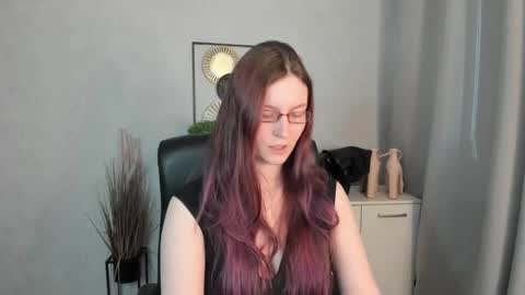 emma online show from April 10, 6:07 am