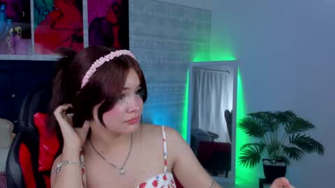 Snapshot of emma_myers1 chatting on January 26, 3:59 am EMMA online show from January 26, 3:59 am