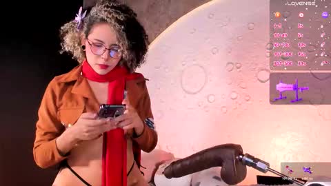     online show from March 17, 10:40 am