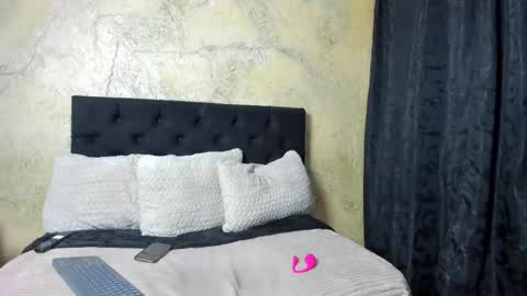 Emma online show from February 25, 10:03 am