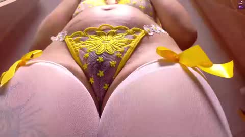 Snapshot of emma_rouse69 chatting on June 11, 12:54 am Emma Rouse Independent Model online show from June 11, 12:54 am