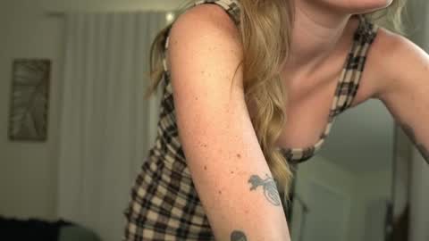 Emma Ruby online show from May 16, 6:17 pm