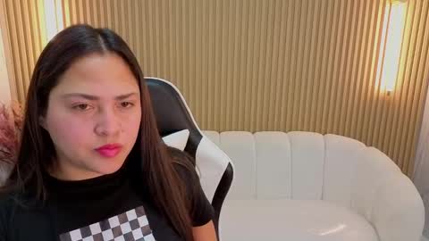 Snapshot of emma_smith_tp chatting on September 26, 3:21 am Emma online show from September 26, 3:21 am