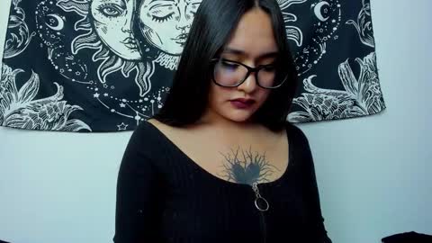 Emma online show from October 8, 6:16 pm