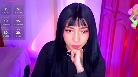 Emma web online show from October 8, 3:20 pm