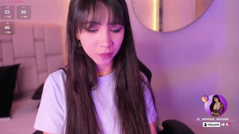 emma_woods__ online show from December 2, 3:25 pm