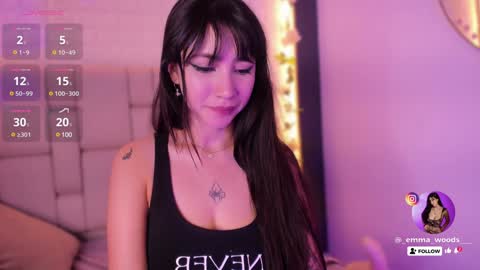 emma_woods__ online show from December 4, 6:28 pm
