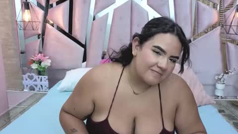 Snapshot of emmaa_luxx chatting on May 16, 7:34 pm Emmaa Luxx online show from May 16, 7:34 pm