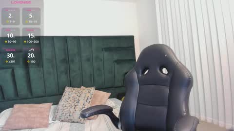 Emma  online show from November 13, 5:56 pm