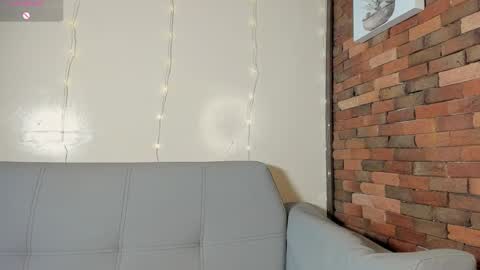 Emma online show from December 8, 4:35 am