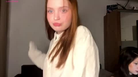 Emma online show from April 16, 5:14 pm