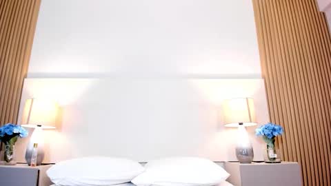 Snapshot of emmaespencer chatting on February 8, 3:21 am emmaespencer online show from February 8, 3:21 am