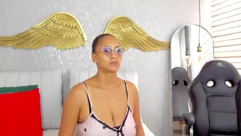  Emma Ferrary  online show from January 11, 4:01 pm