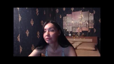 Snapshot of emmagoldx chatting on October 19, 7:20 am EmmaGoldX online show from October 19, 7:20 am