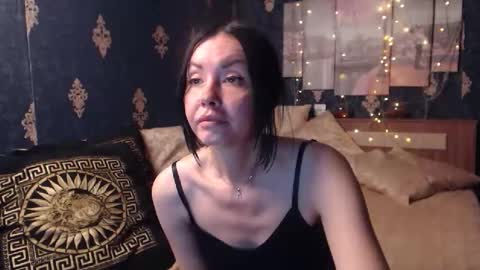 Snapshot of emmagoldx chatting on October 25, 8:25 pm EmmaGoldX online show from October 25, 8:25 pm