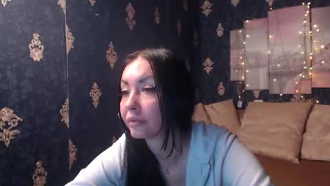 Snapshot of emmagoldx chatting on November 20, 7:52 am EmmaGoldX online show from November 20, 7:52 am