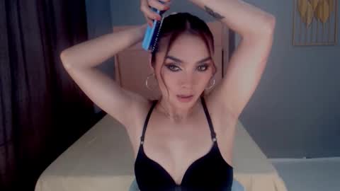 Emma online show from January 9, 2:25 am