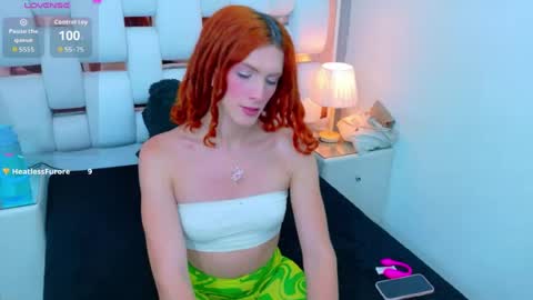 Snapshot of emmalodgge chatting on July 3, 8:48 pm emmaLogge online show from July 3, 8:48 pm